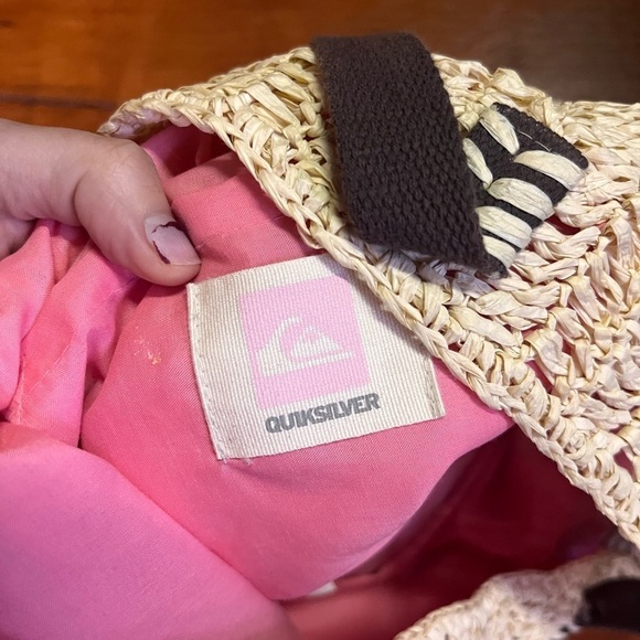 Quicksilver straw light tan shoulder bag EUC pink lining tote leather straps - Picture 7 of 9